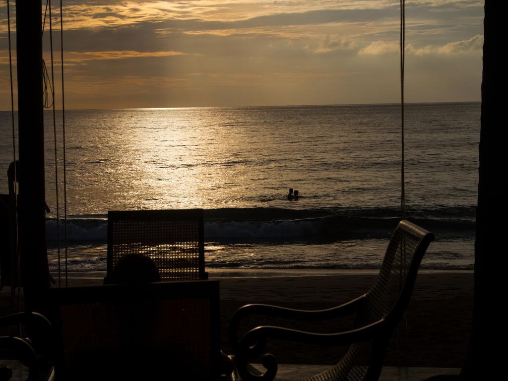 Thejan Beach Cabanas Bentota Exterior foto