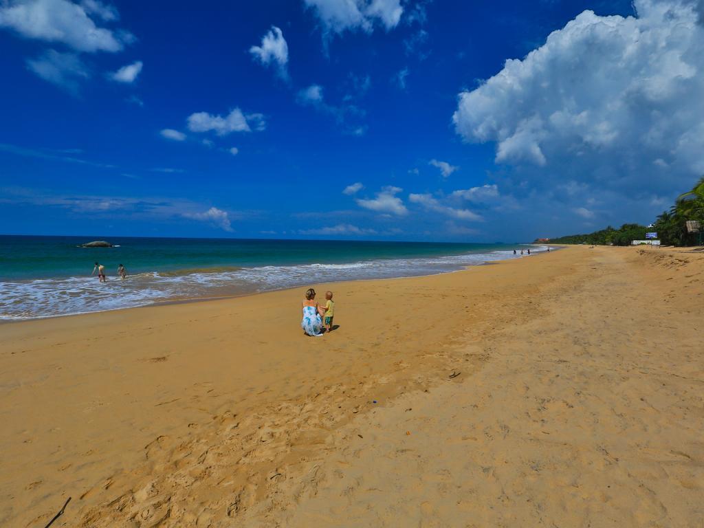 Thejan Beach Cabanas Bentota Exterior foto