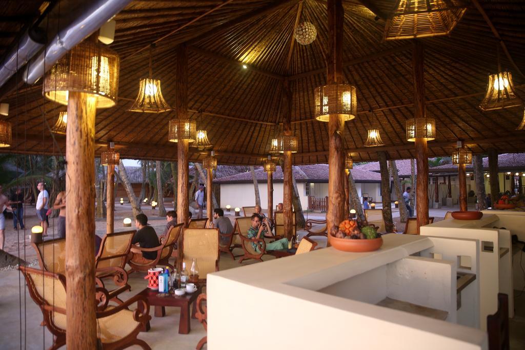 Thejan Beach Cabanas Bentota Exterior foto