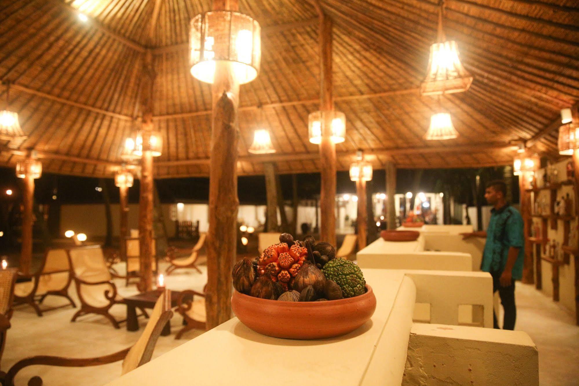Thejan Beach Cabanas Bentota Exterior foto