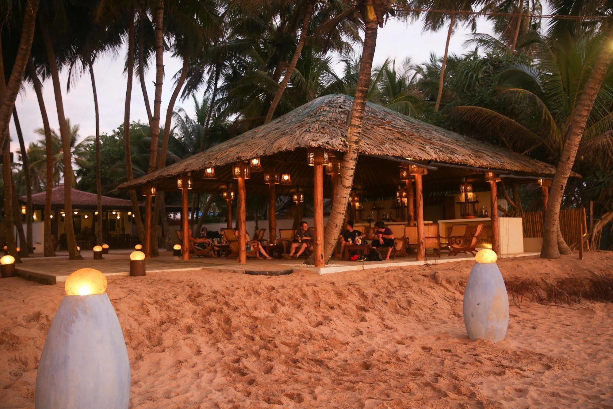 Thejan Beach Cabanas Bentota Exterior foto